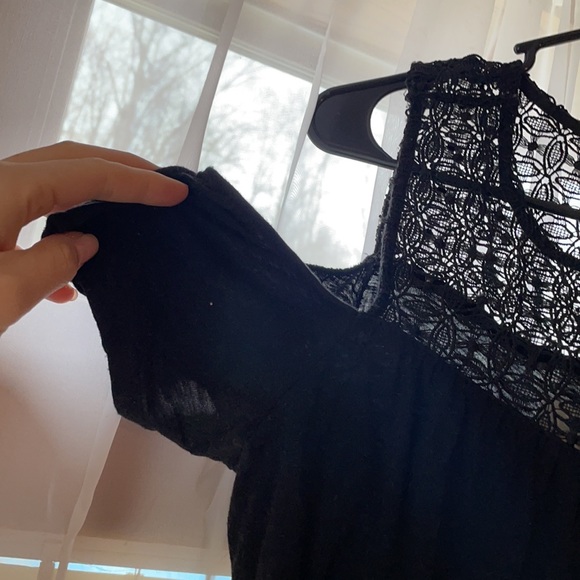 Black off-the-shoulder embroidered shirt from Old Navy - Picture 2 of 5